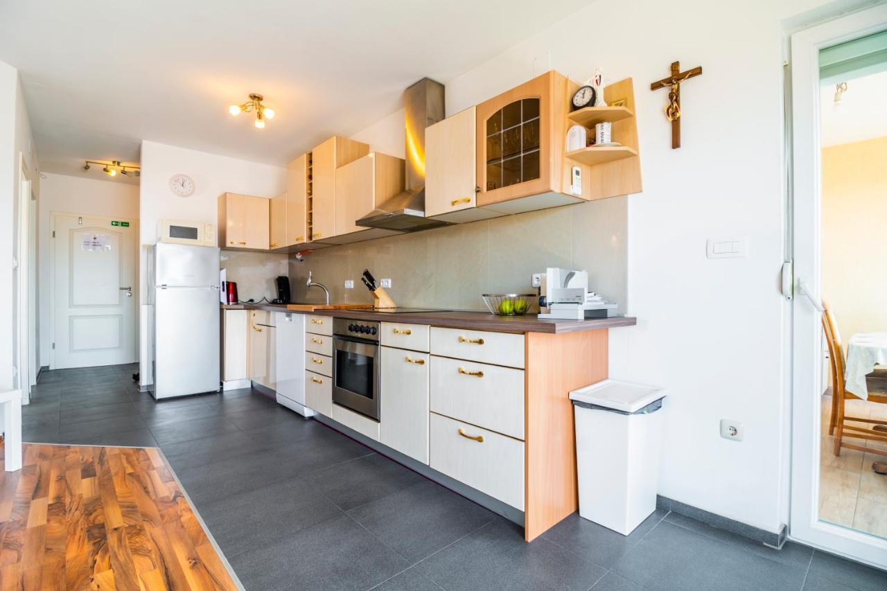 Apartments Lacaleta Сплит Екстериор снимка